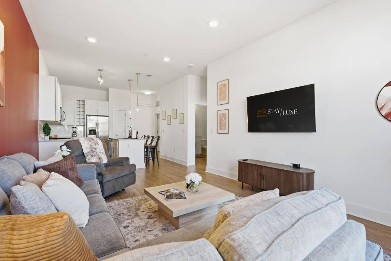 Carolina Horizon - Pool, Views, Free Parking Apartment