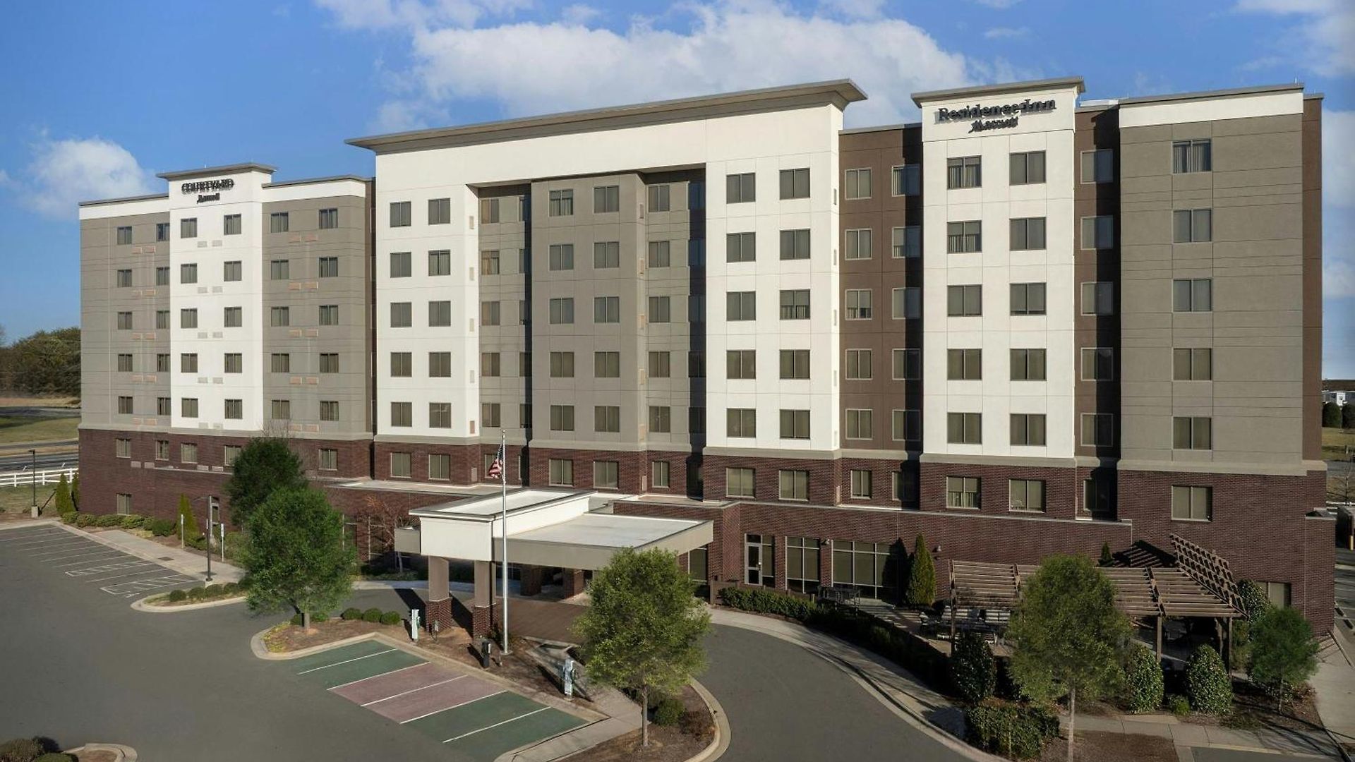 Hotel By Marriott Northlake