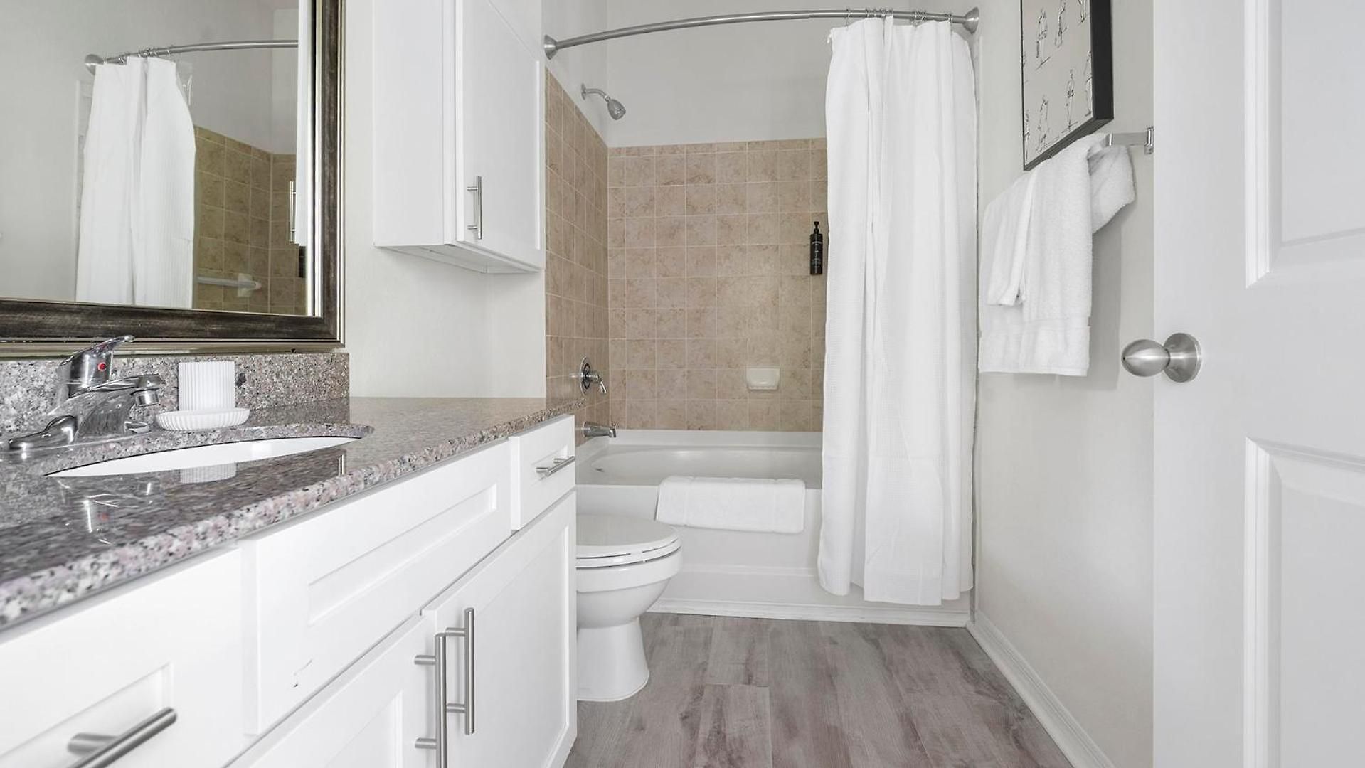 Landing - North Apartment Charlotte