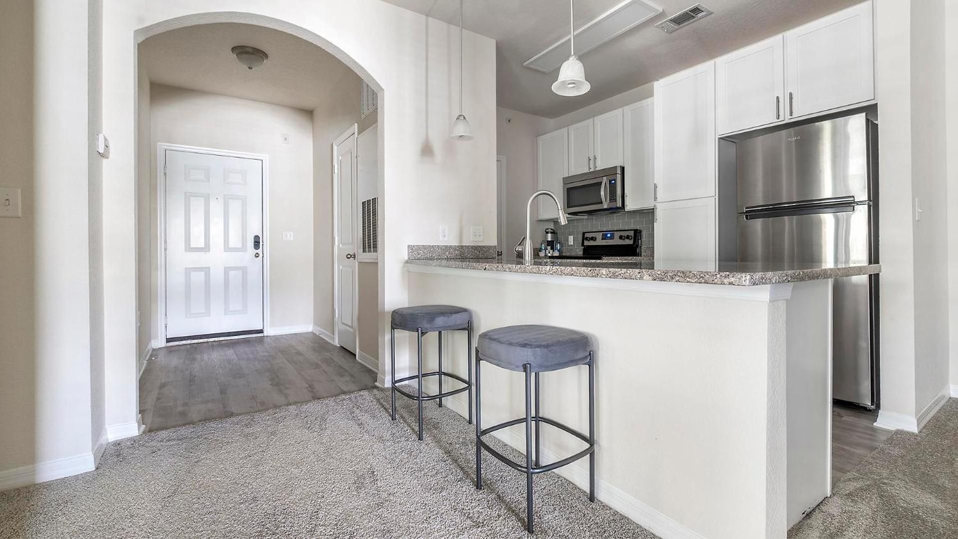 Apartment Landing - North