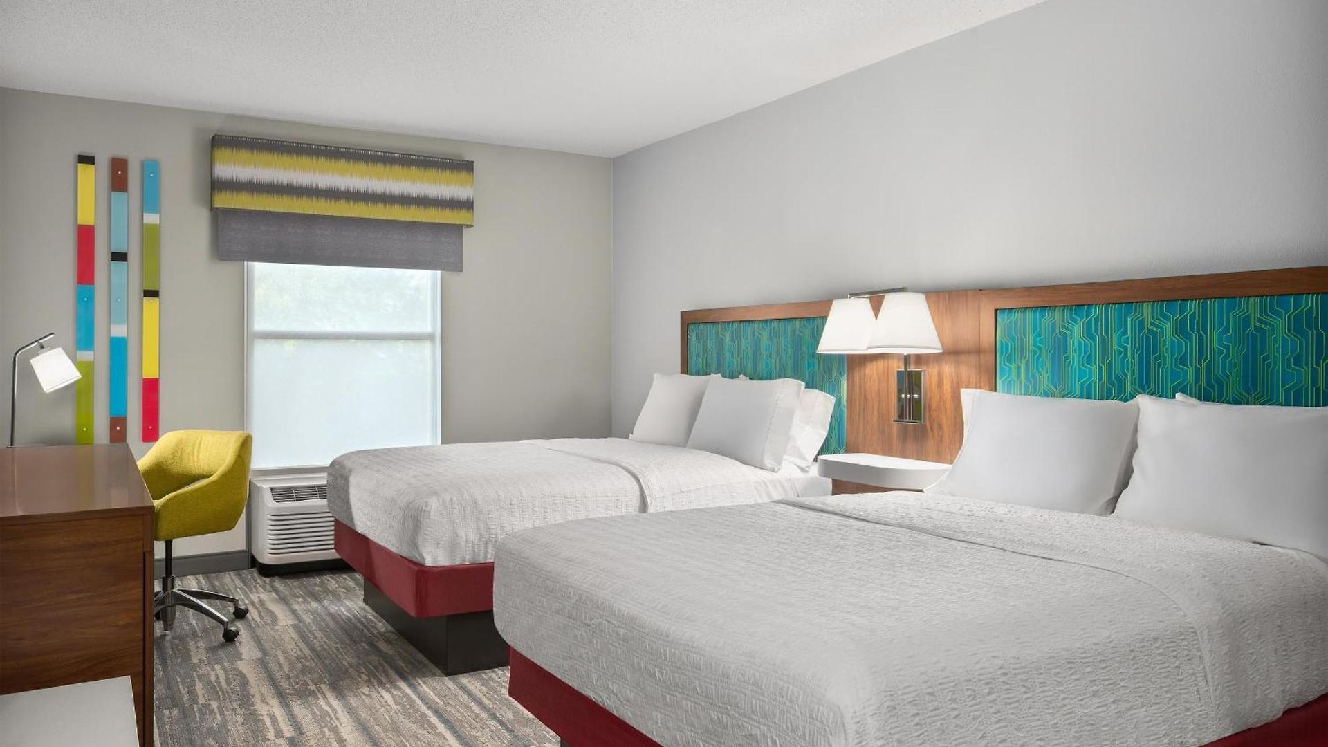 Hampton & Arrowood Rd Hotel 3*