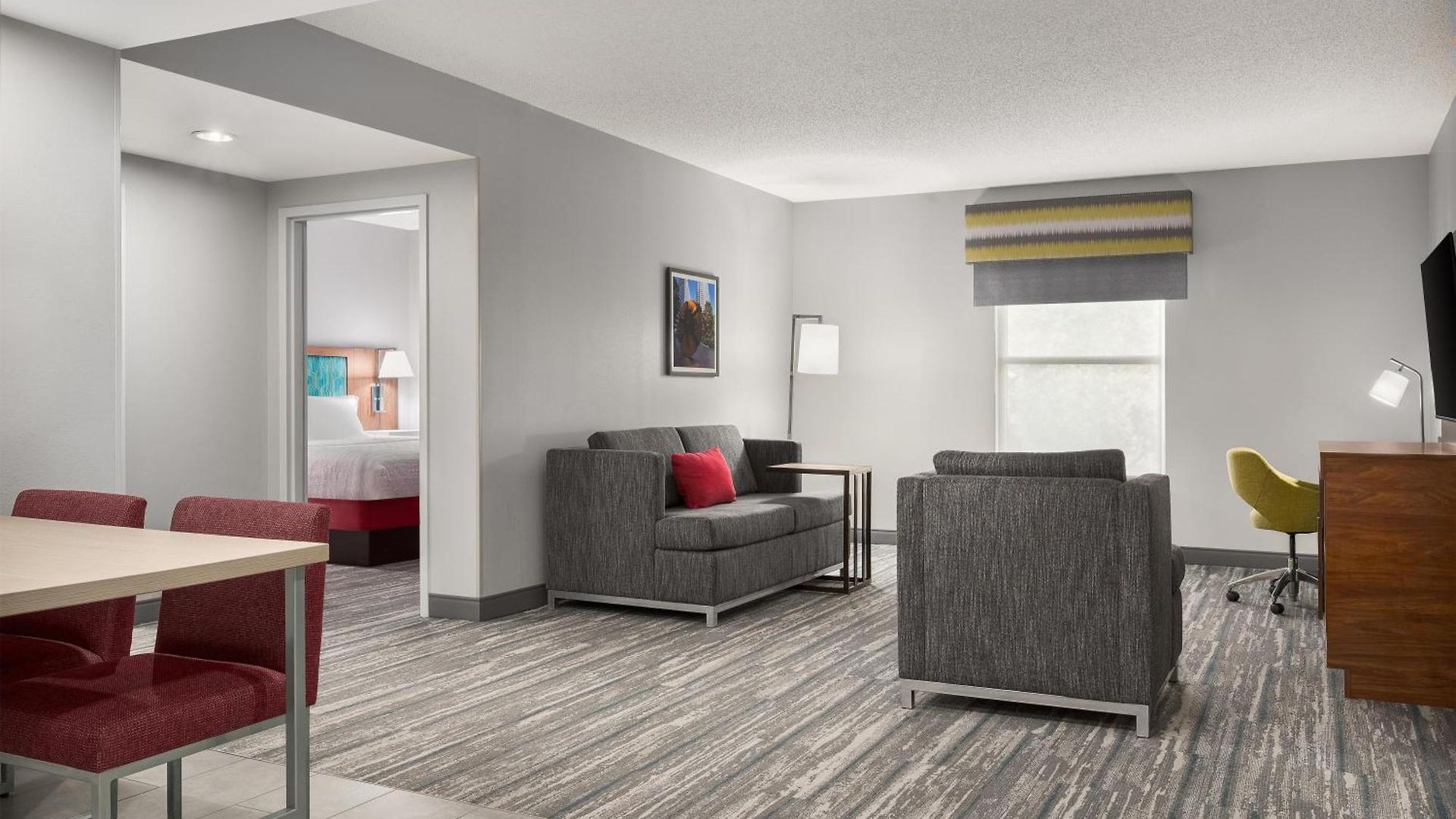 Hampton & Arrowood Rd Hotel