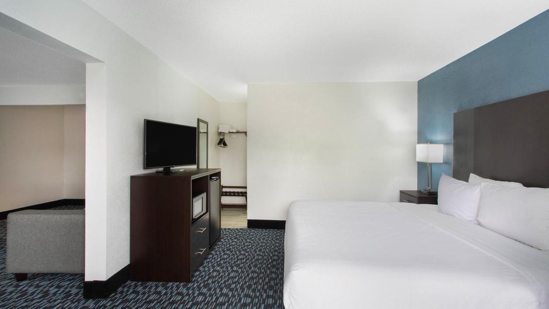 Hotel Clarion Pointe Charlotte