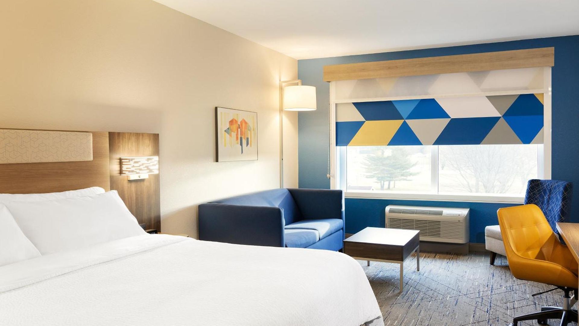 Express & North By Ihg Hotel 3*