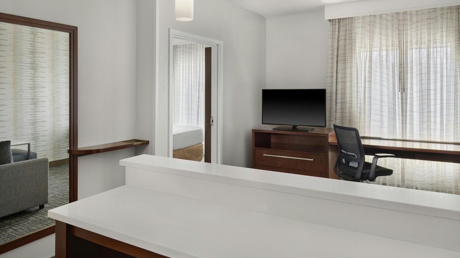 By Marriott Airport 3* Charlotte