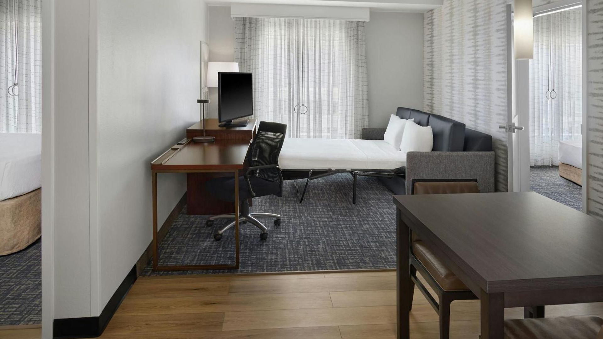 Hotel By Marriott Airport Charlotte