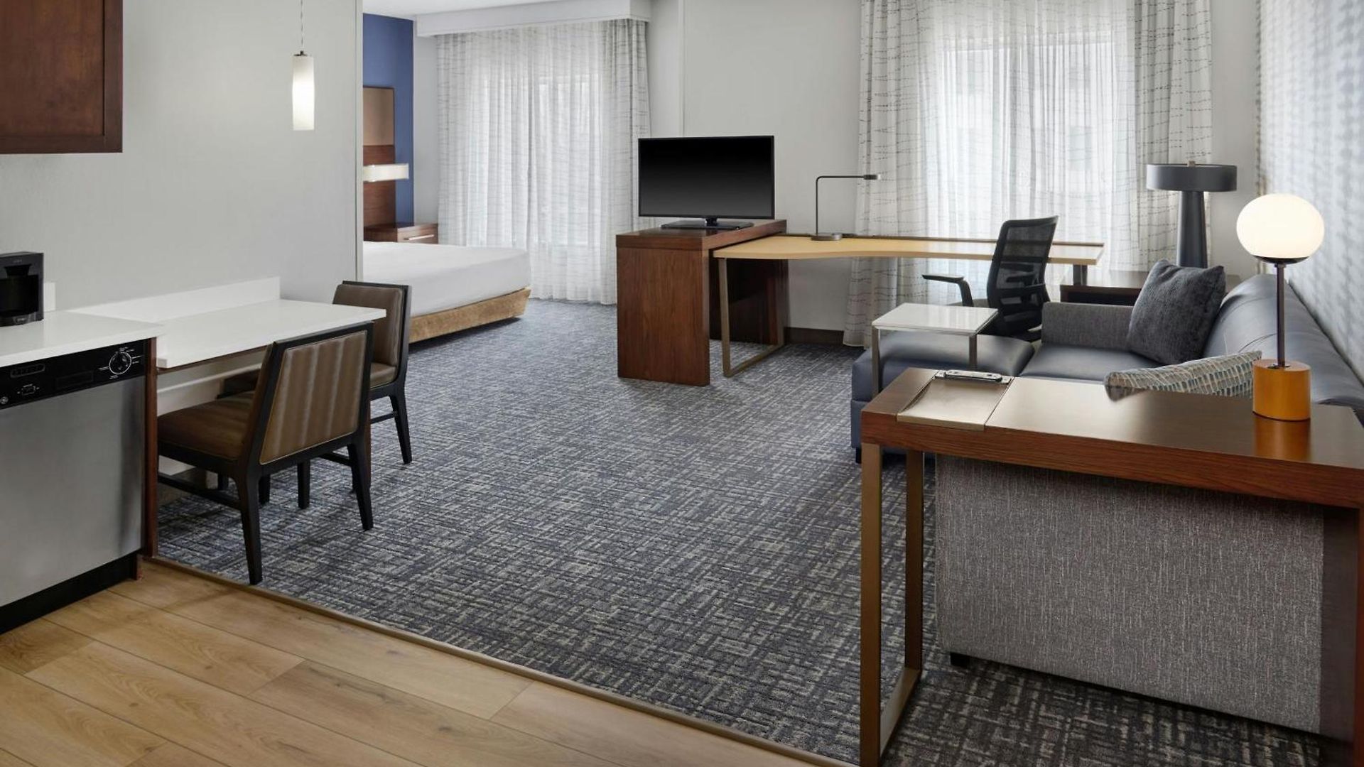 By Marriott Airport Charlotte