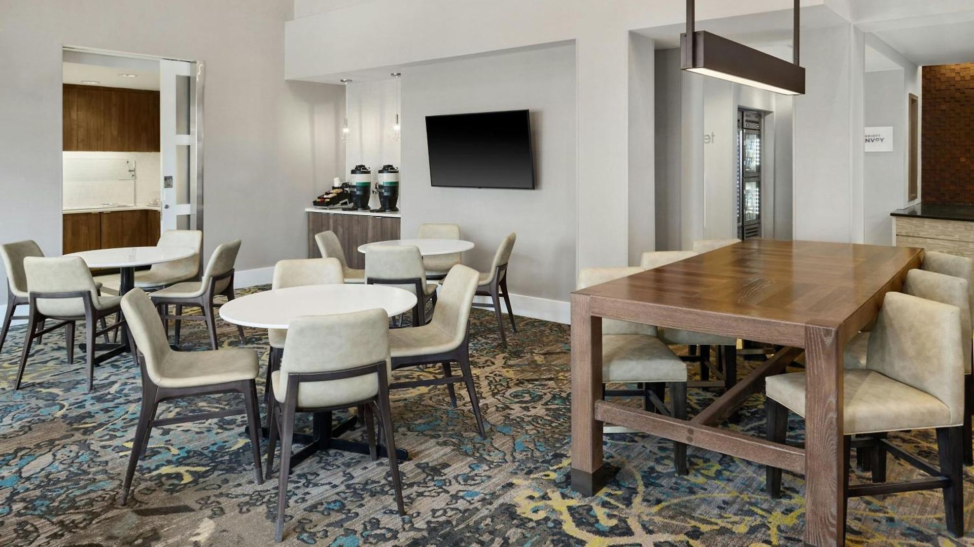 By Marriott Airport Hotel 3*
