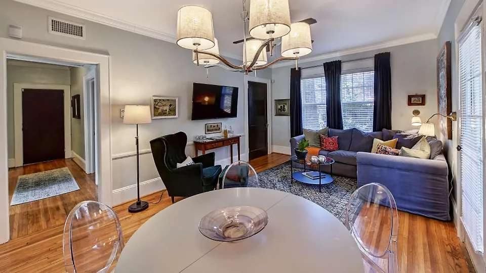 Chic Comfortable 2br With Porch Near Dilworth * Charlotte