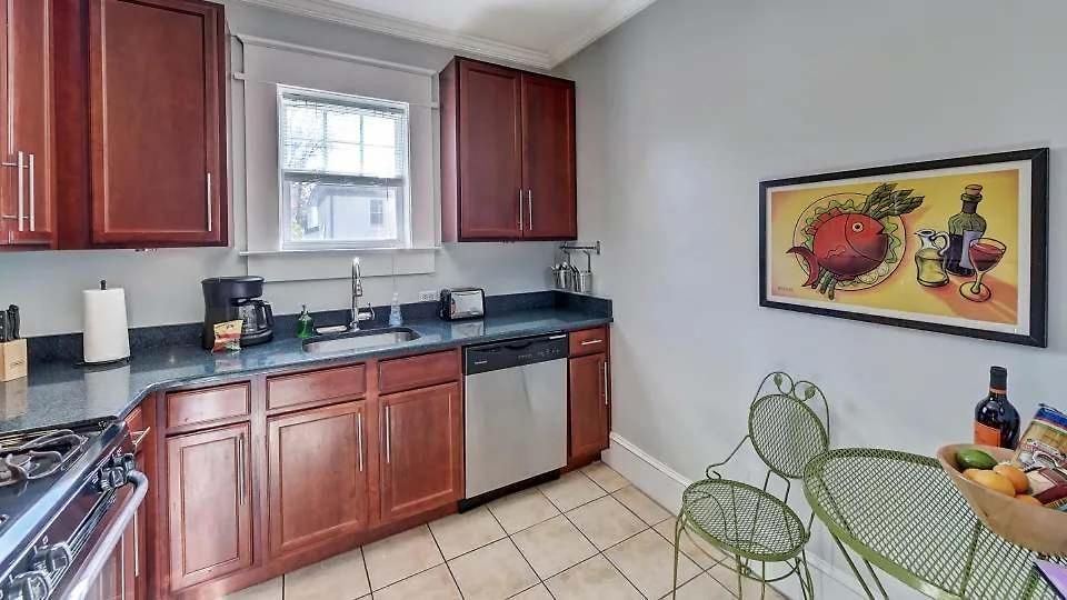 Holiday home Chic Comfortable 2br With Porch Near Dilworth *