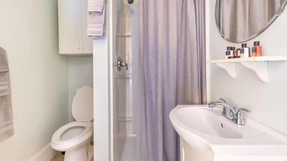 Lovely 2br Near Uptown Charlotte