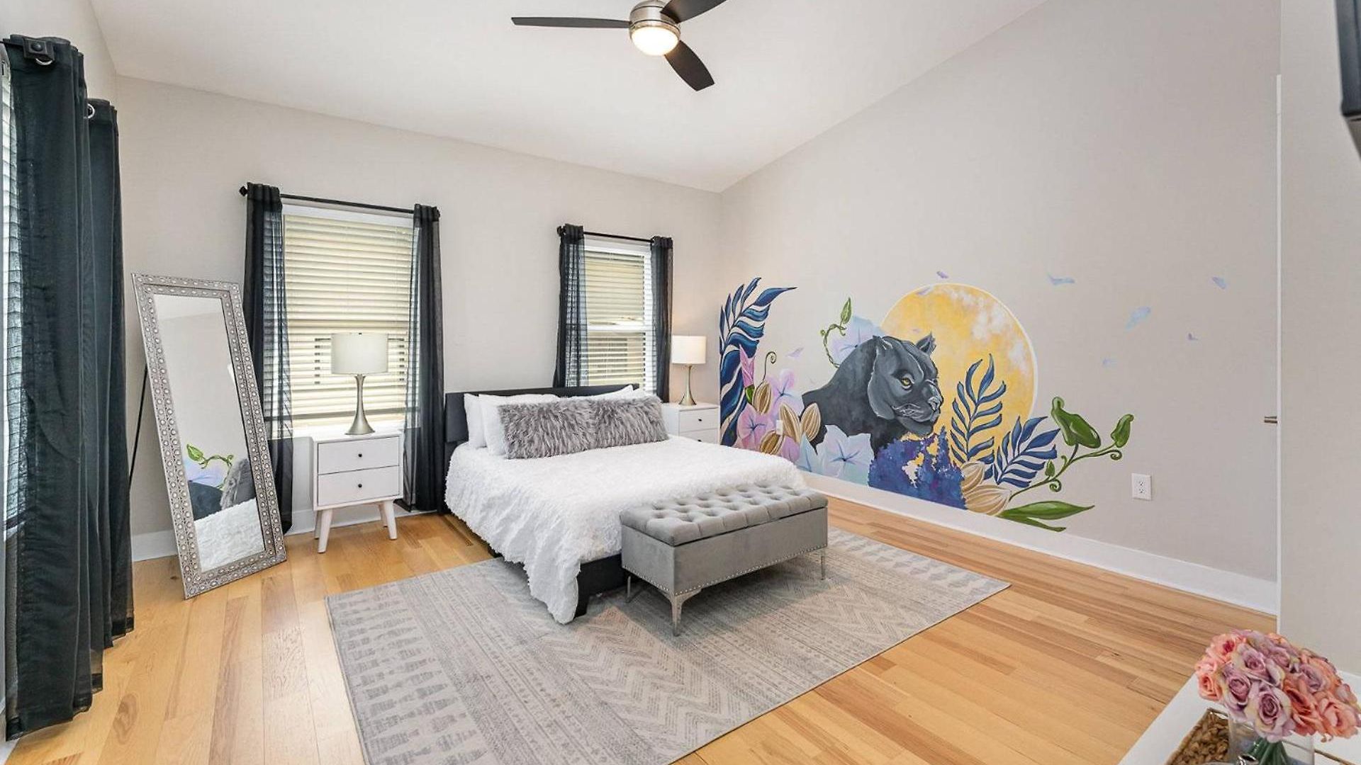 Uptown Panthers Den 2 Holiday home Charlotte