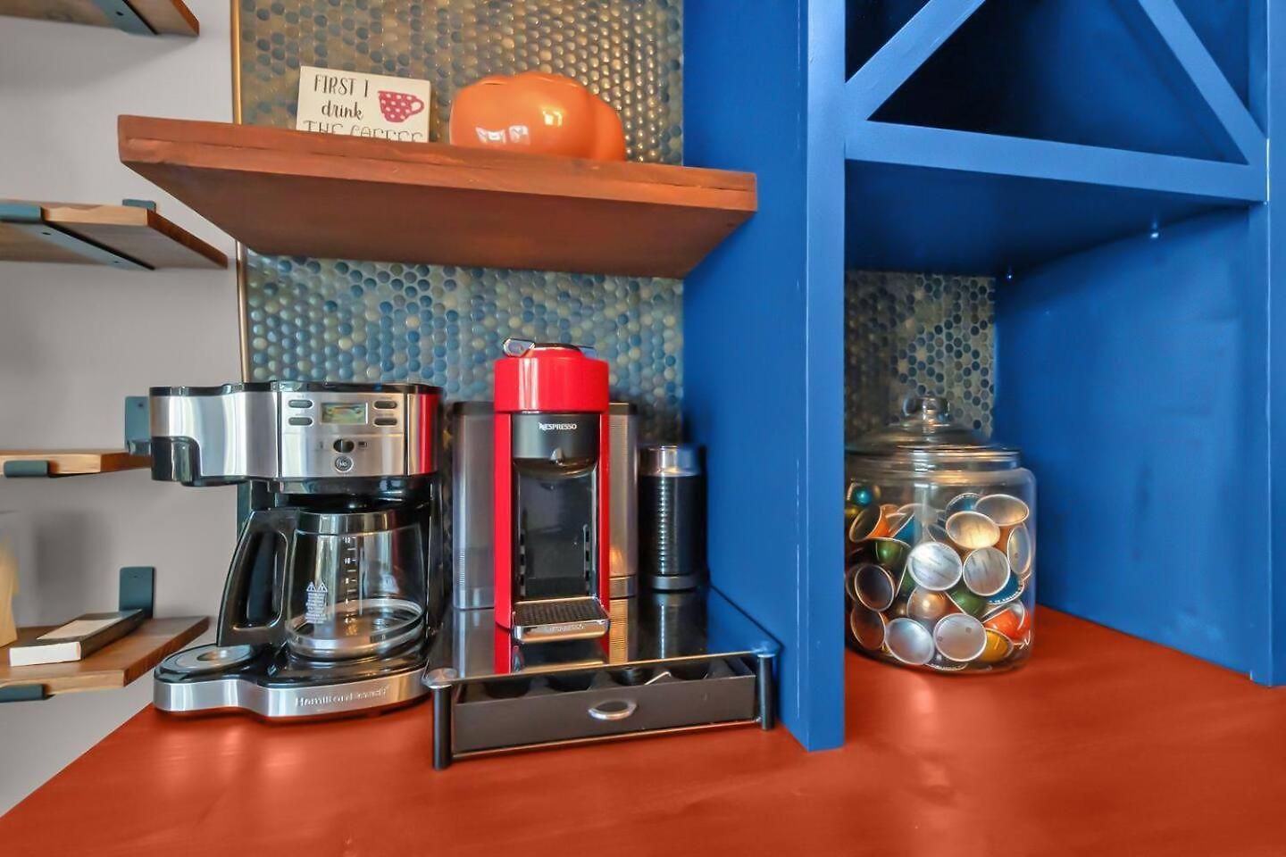 Holiday home 3br Townhome | 5 Min To Uptown, Boa, & Atrium *