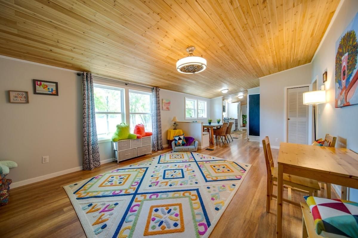 Castaway Cove 5 Bed Retreat Fire Pit Hot Tub! Holiday home *