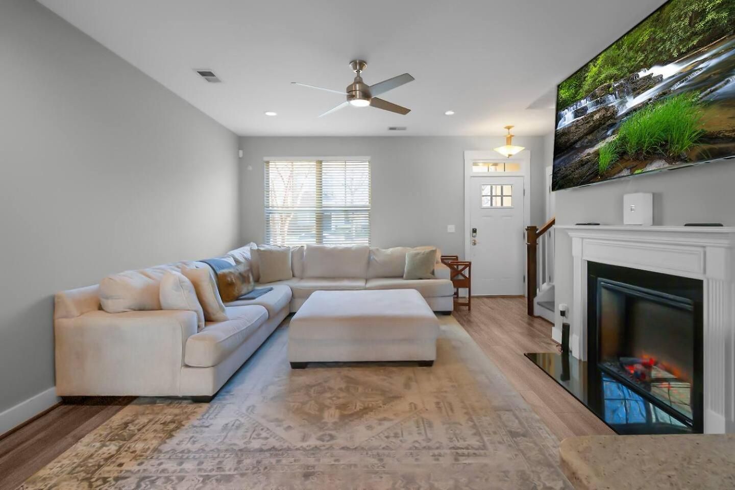 3br Townhome | 5 Min To Uptown, Boa, & Atrium Holiday home Charlotte