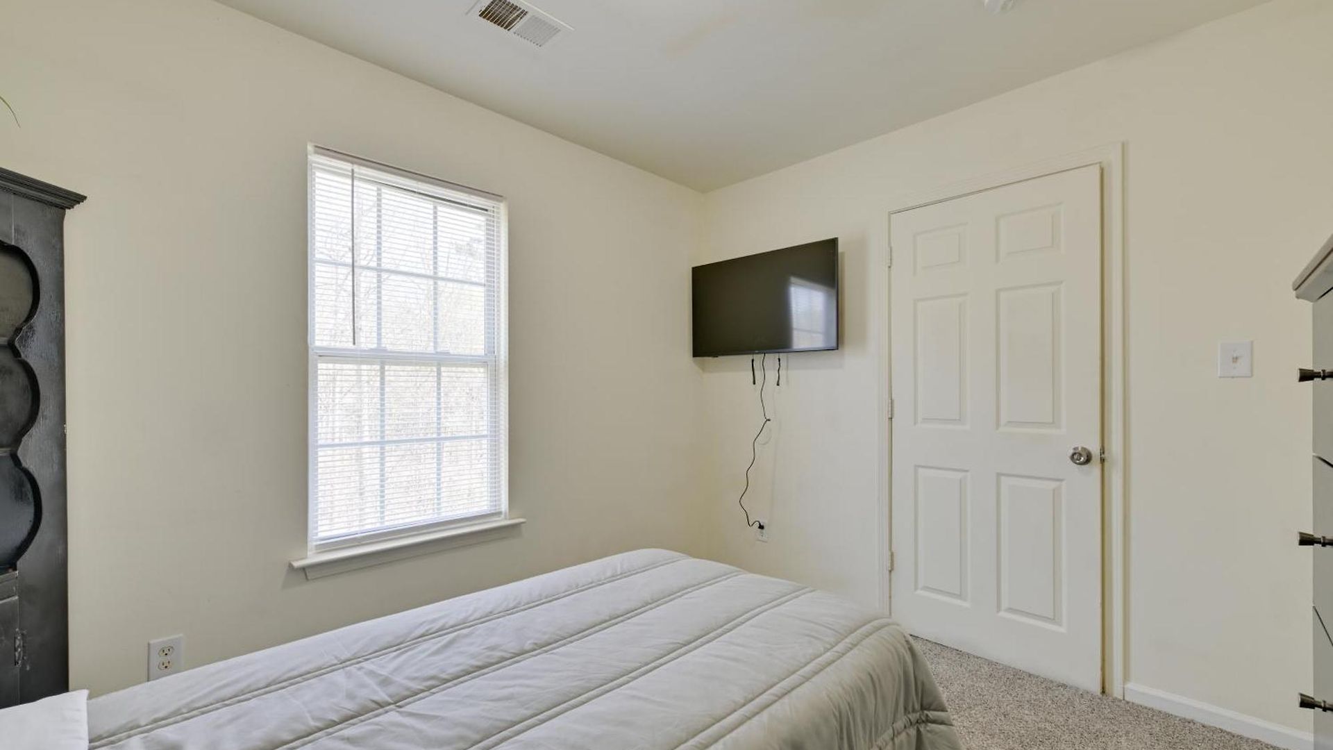 Holiday home 5 Mi To Uptown Charlotte! Family Retreat W/ Yard Charlotte