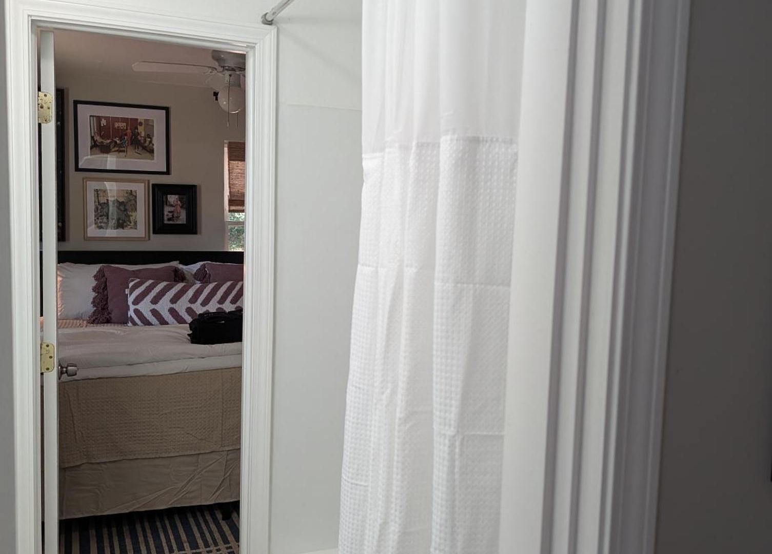 Small Space, Big Personality W/ King + Queen Bed *