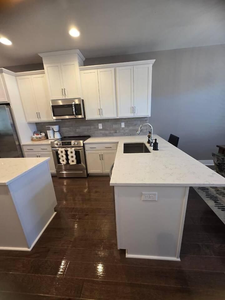 Qc Rooftop Retreat | Rooftop | Garage | Dog Park Holiday home *