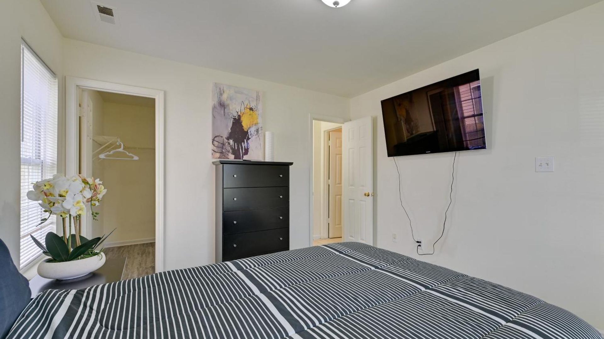 Holiday home 5 Mi To Uptown Charlotte! Family Retreat W/ Yard Charlotte