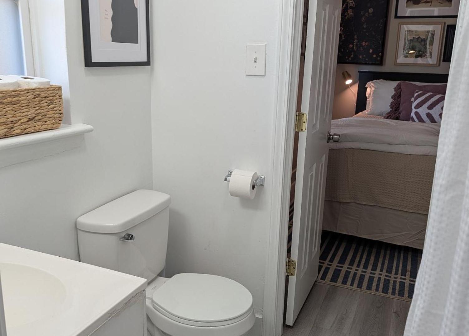 Small Space, Big Personality W/ King + Queen Bed * Charlotte