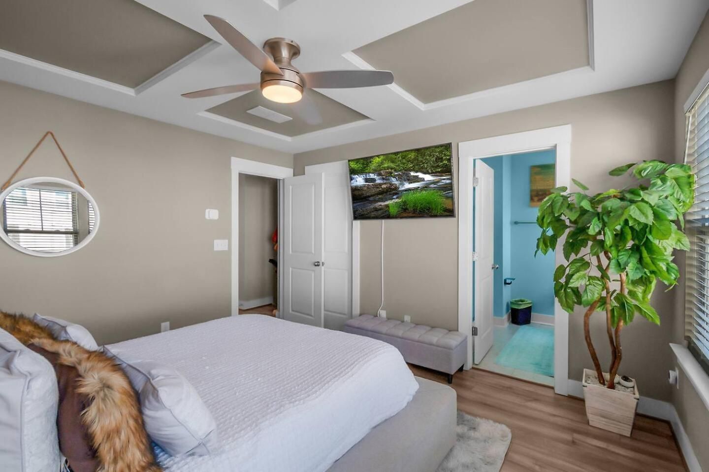 Holiday home 3br Townhome | 5 Min To Uptown, Boa, & Atrium Charlotte