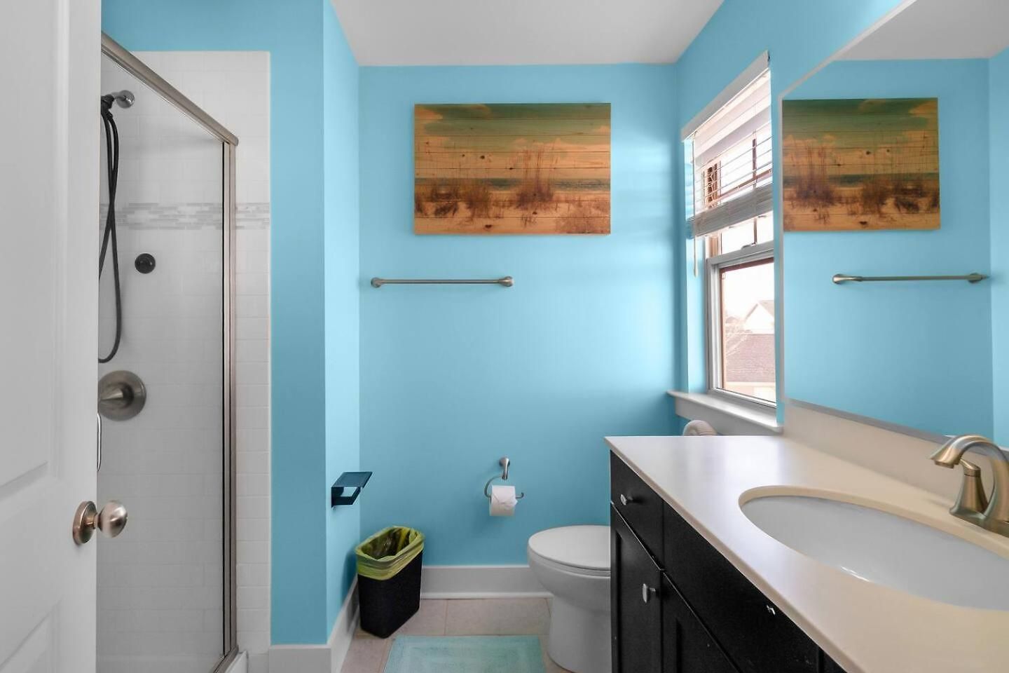 Holiday home 3br Townhome | 5 Min To Uptown, Boa, & Atrium
