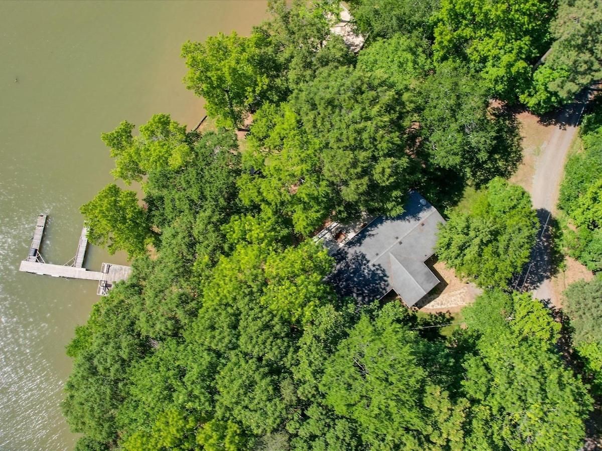 Castaway Cove 5 Bed Retreat Fire Pit Hot Tub! *