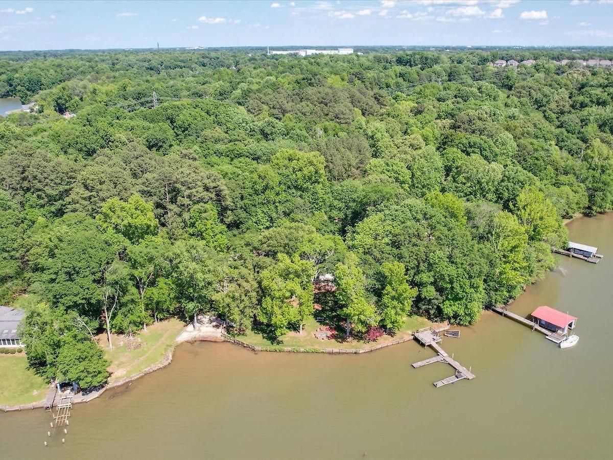 Holiday home Castaway Cove 5 Bed Retreat Fire Pit Hot Tub! Charlotte