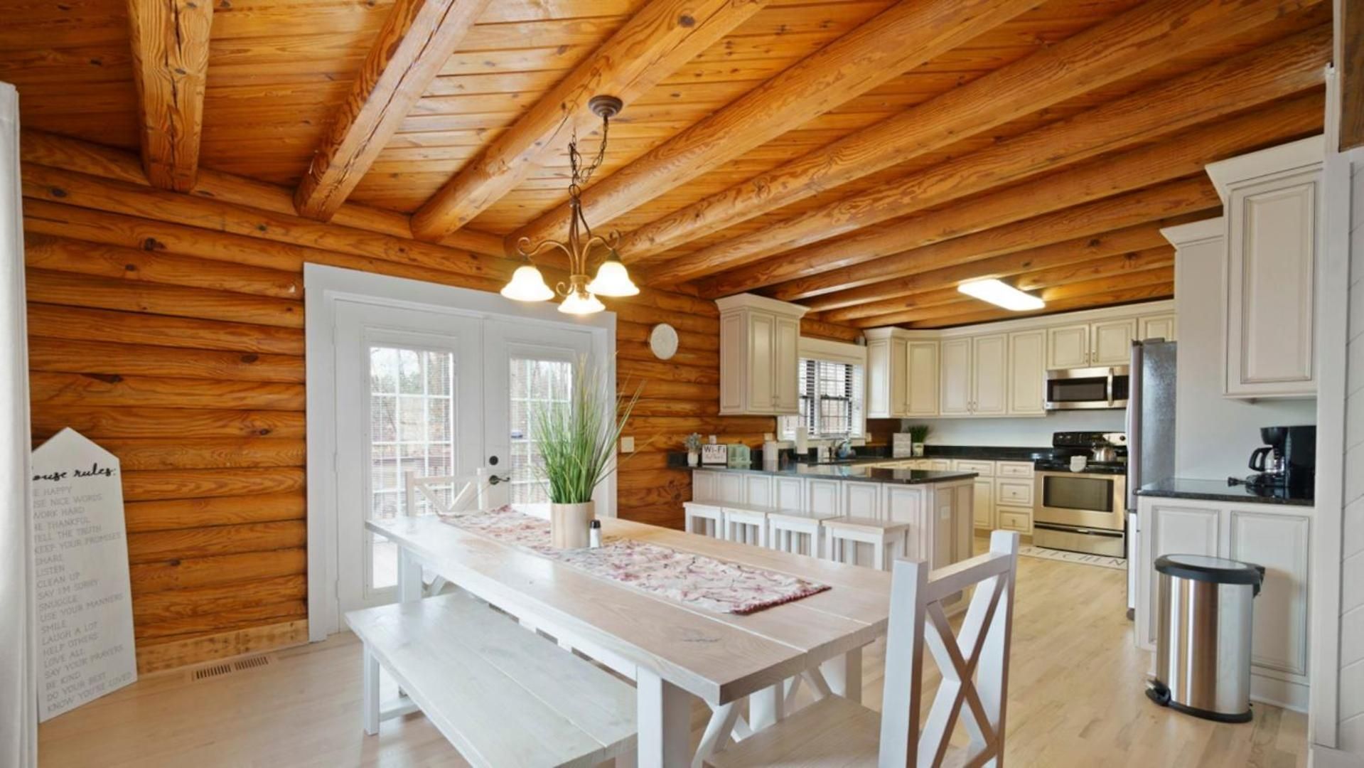 Holiday home Renovated 5br/3ba W/ Rec Charlotte