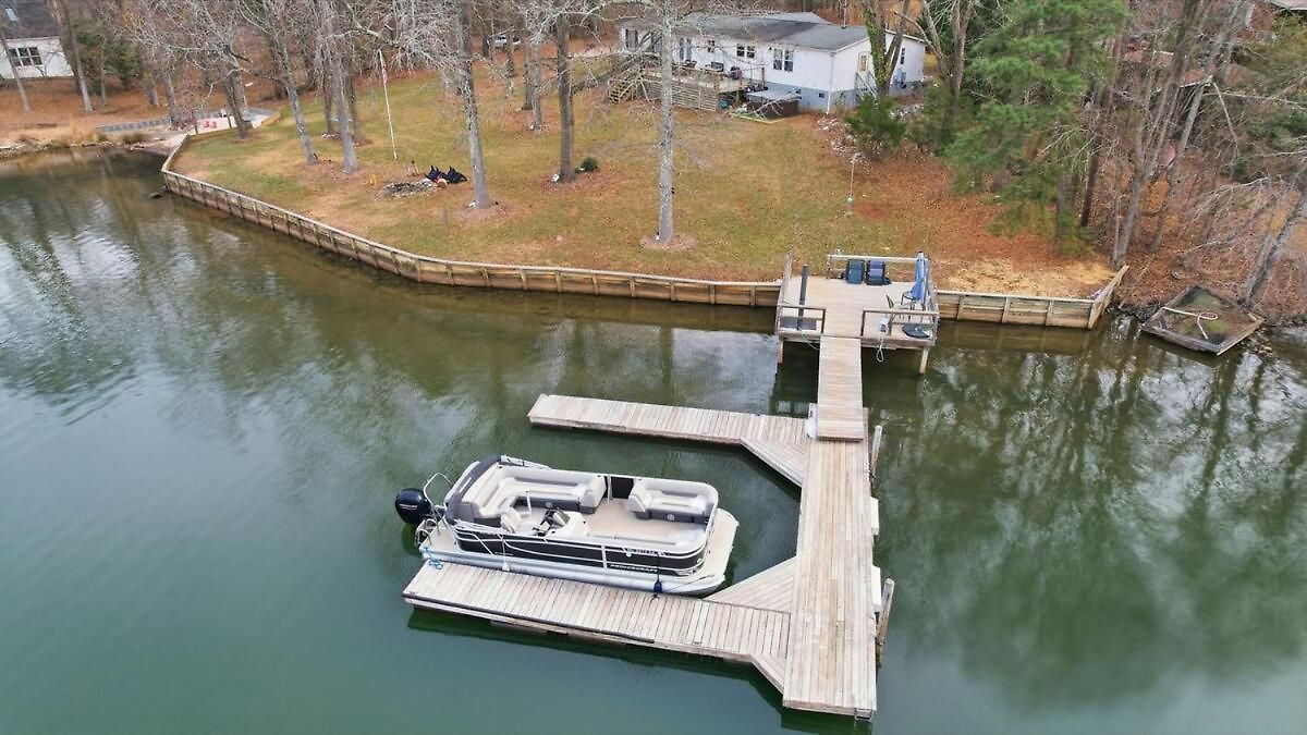 Holiday home Castaway Cove 5 Bed Retreat Fire Pit Hot Tub!