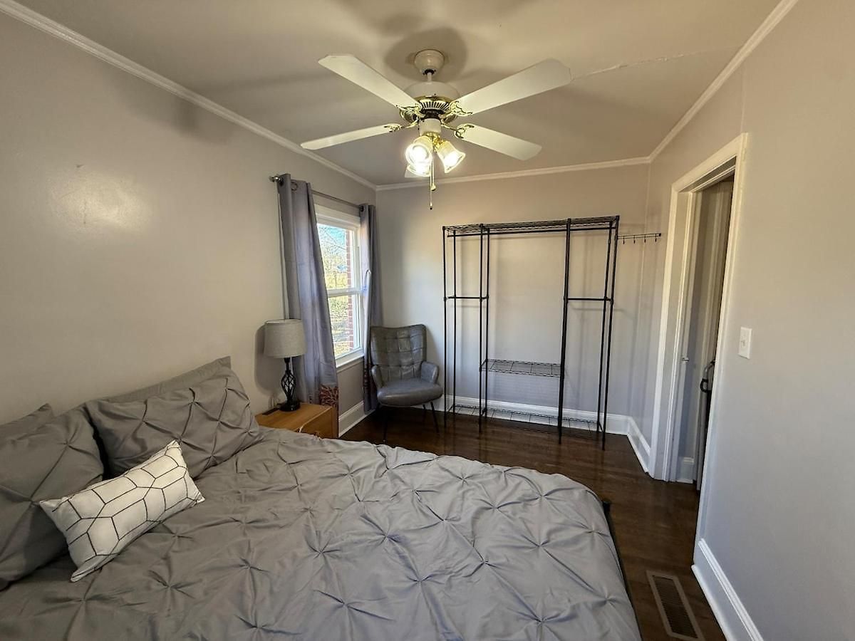 Cozy 1 Bedroom Apartment Charlotte