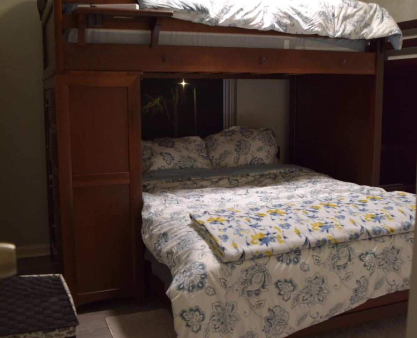 Apartment Mint Hill Mystery Manor *