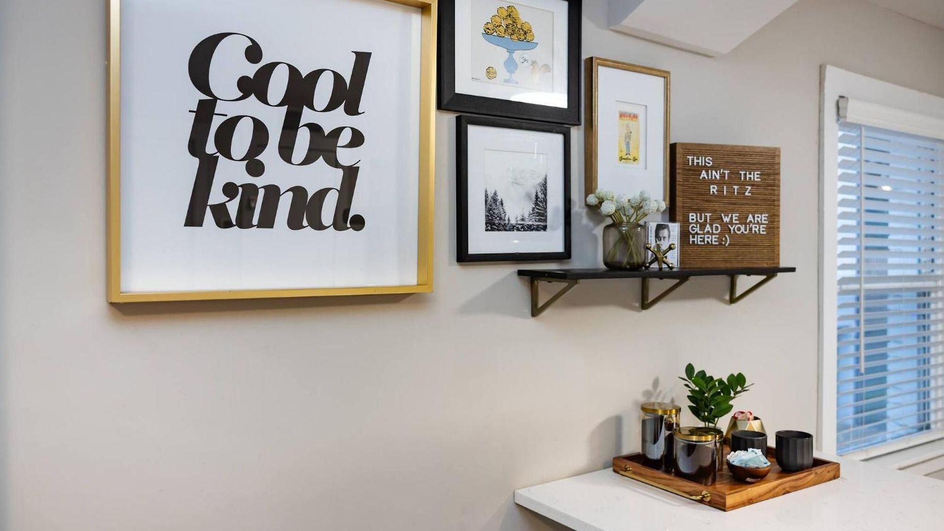 Optimist Abode 4: <7min To Noda-midwood-uptown Apartment *