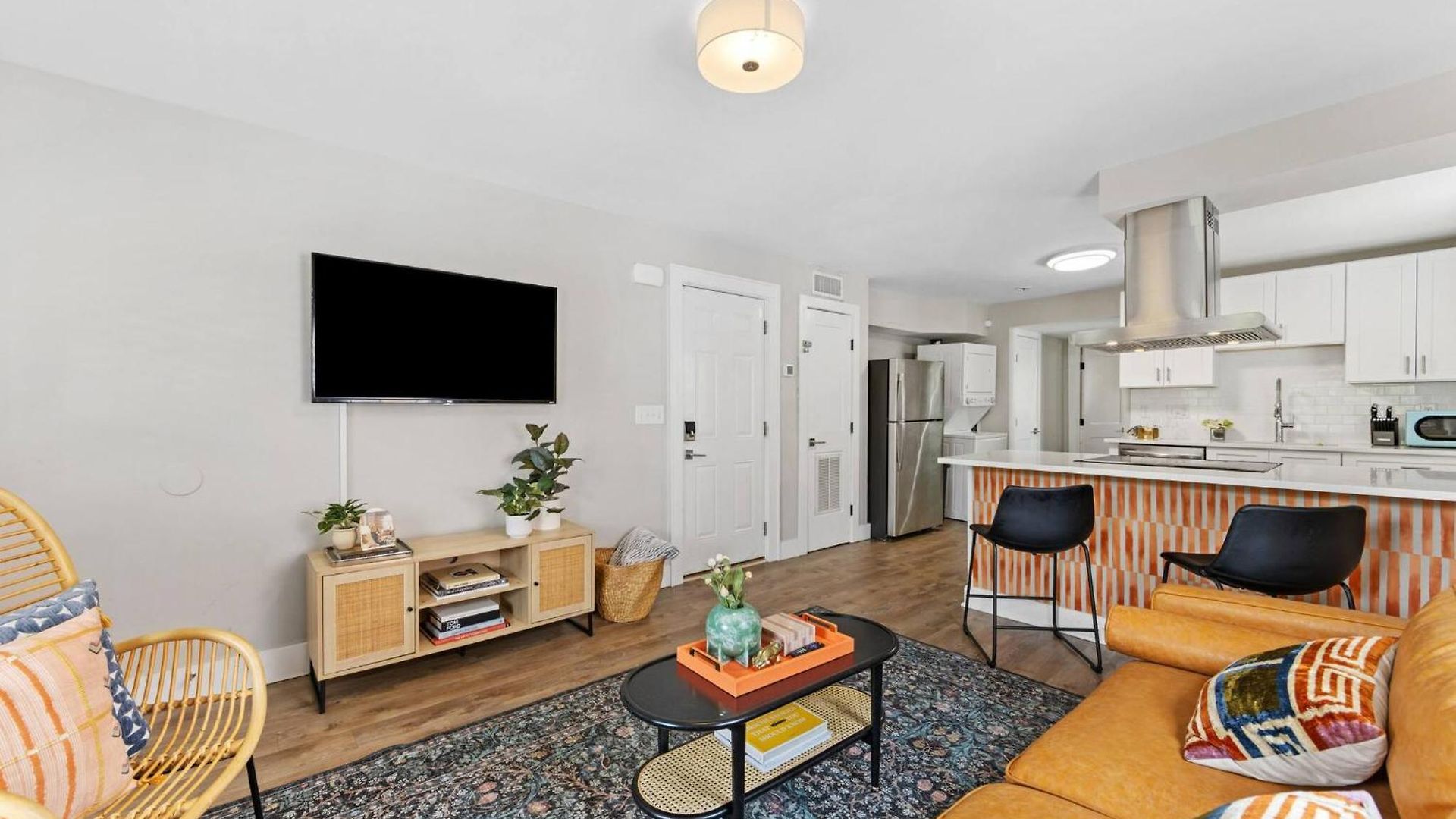 Optimist Abode 3: <7min To Noda-midwood-uptown *