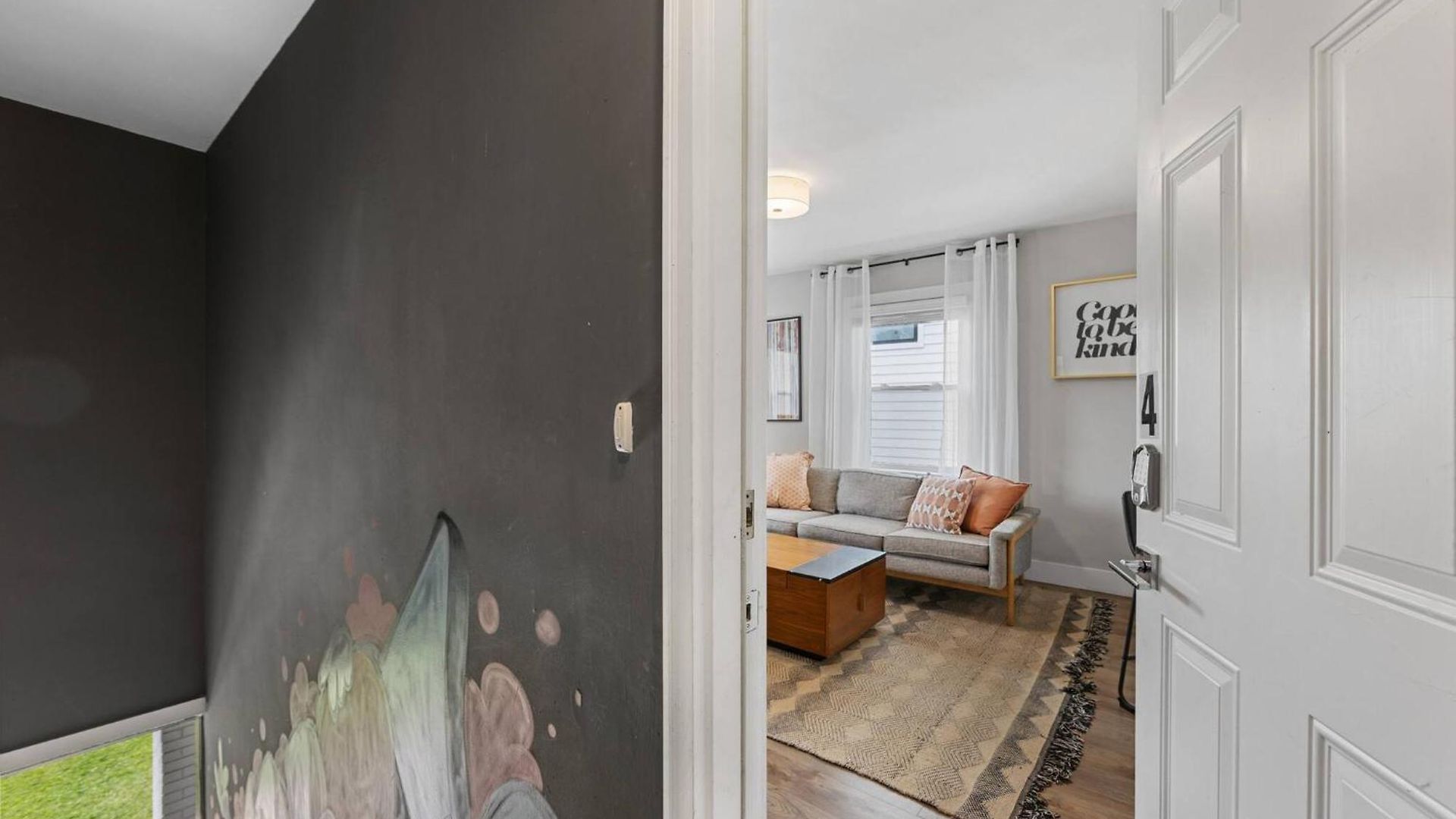 Optimist Abode 4: <7min To Noda-midwood-uptown Apartment