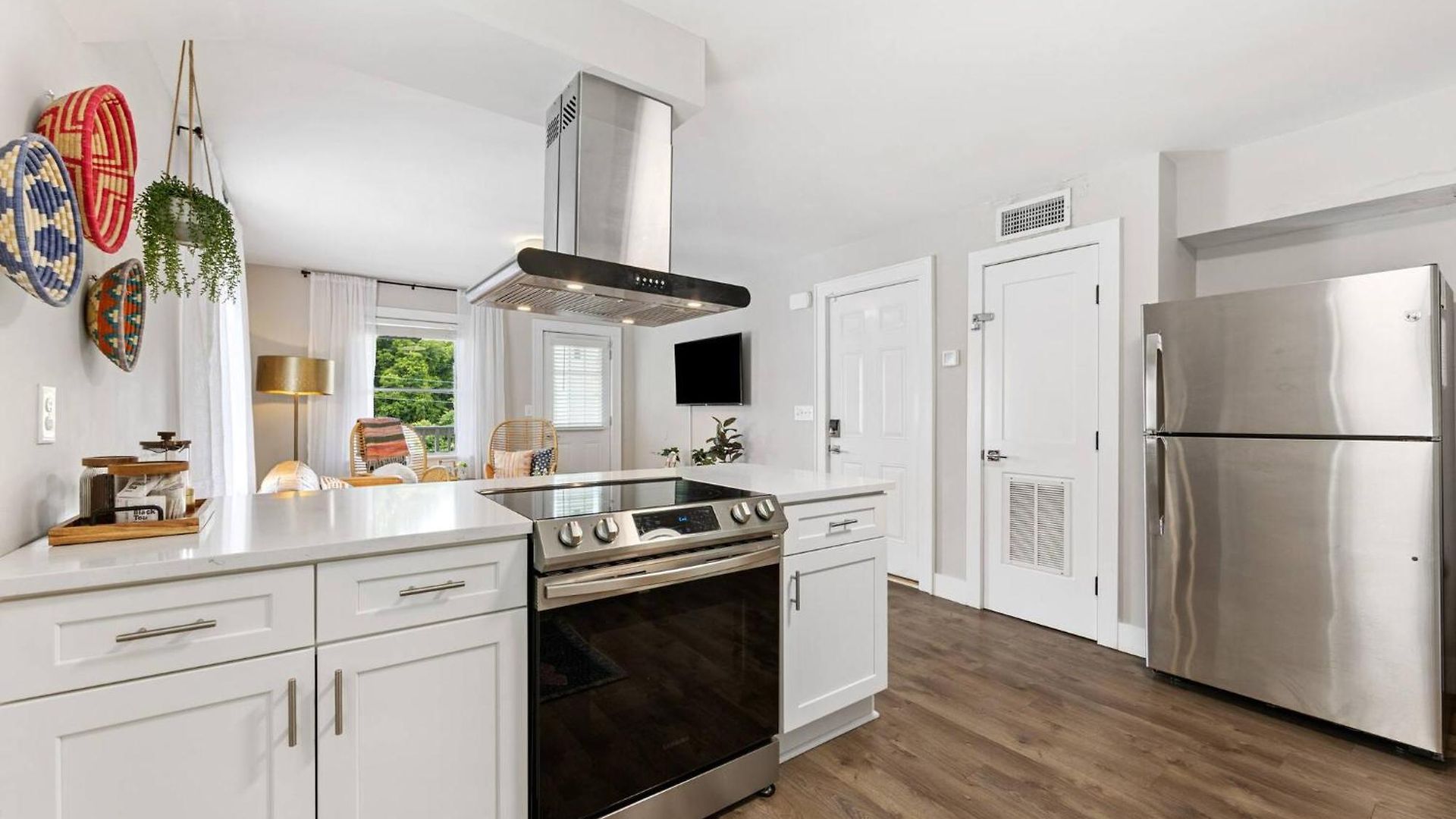 Optimist Abode 3: <7min To Noda-midwood-uptown Apartment Charlotte