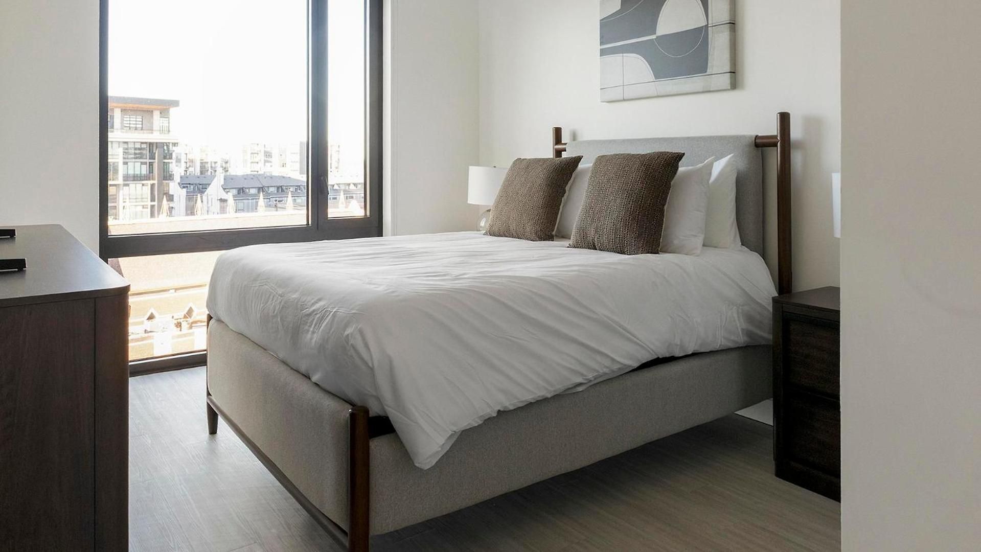 Landing - Bond On Mint Apartment Charlotte