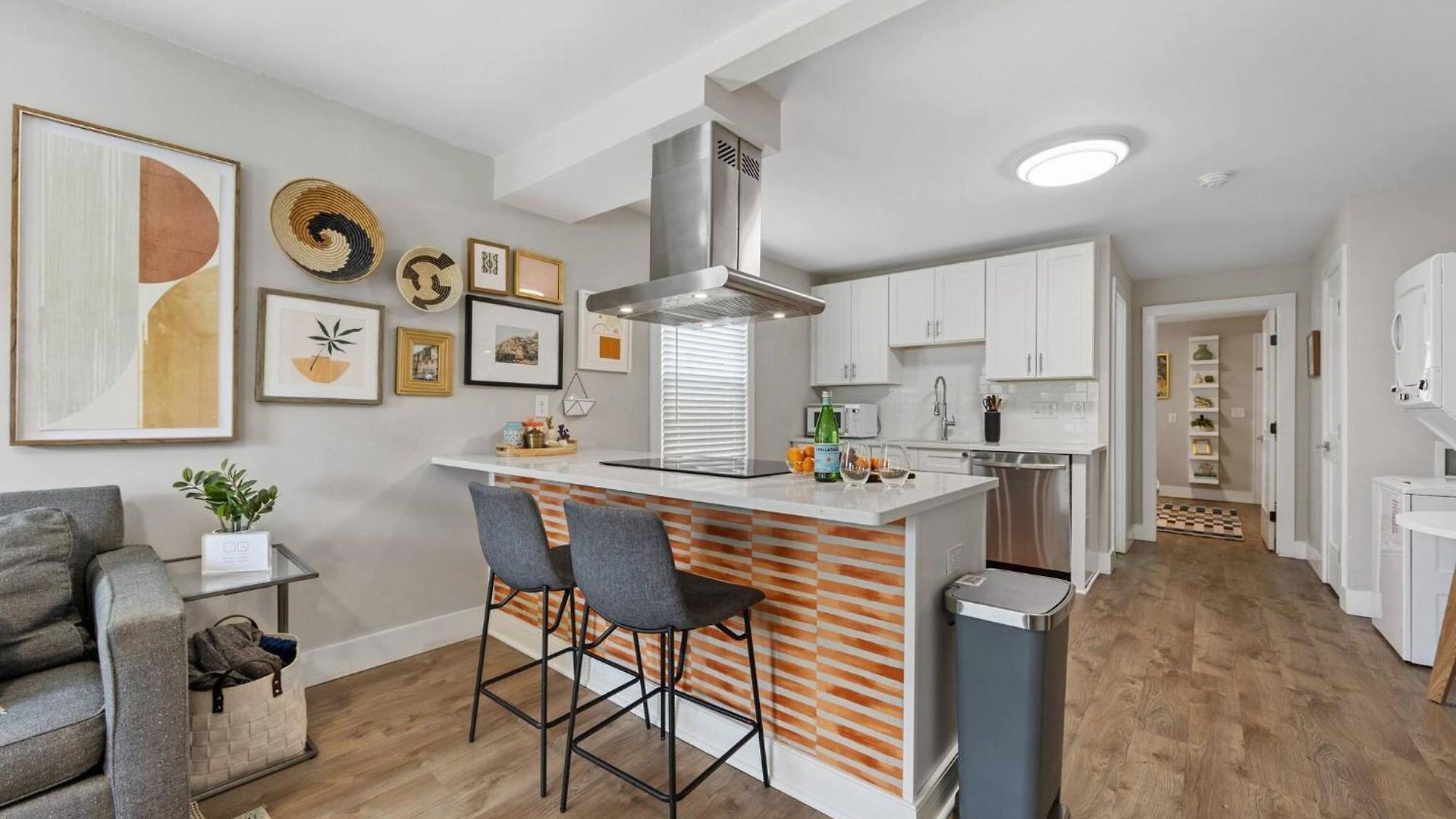 Optimist Abode 2: <7min To Noda-midwood-uptown Apartment *