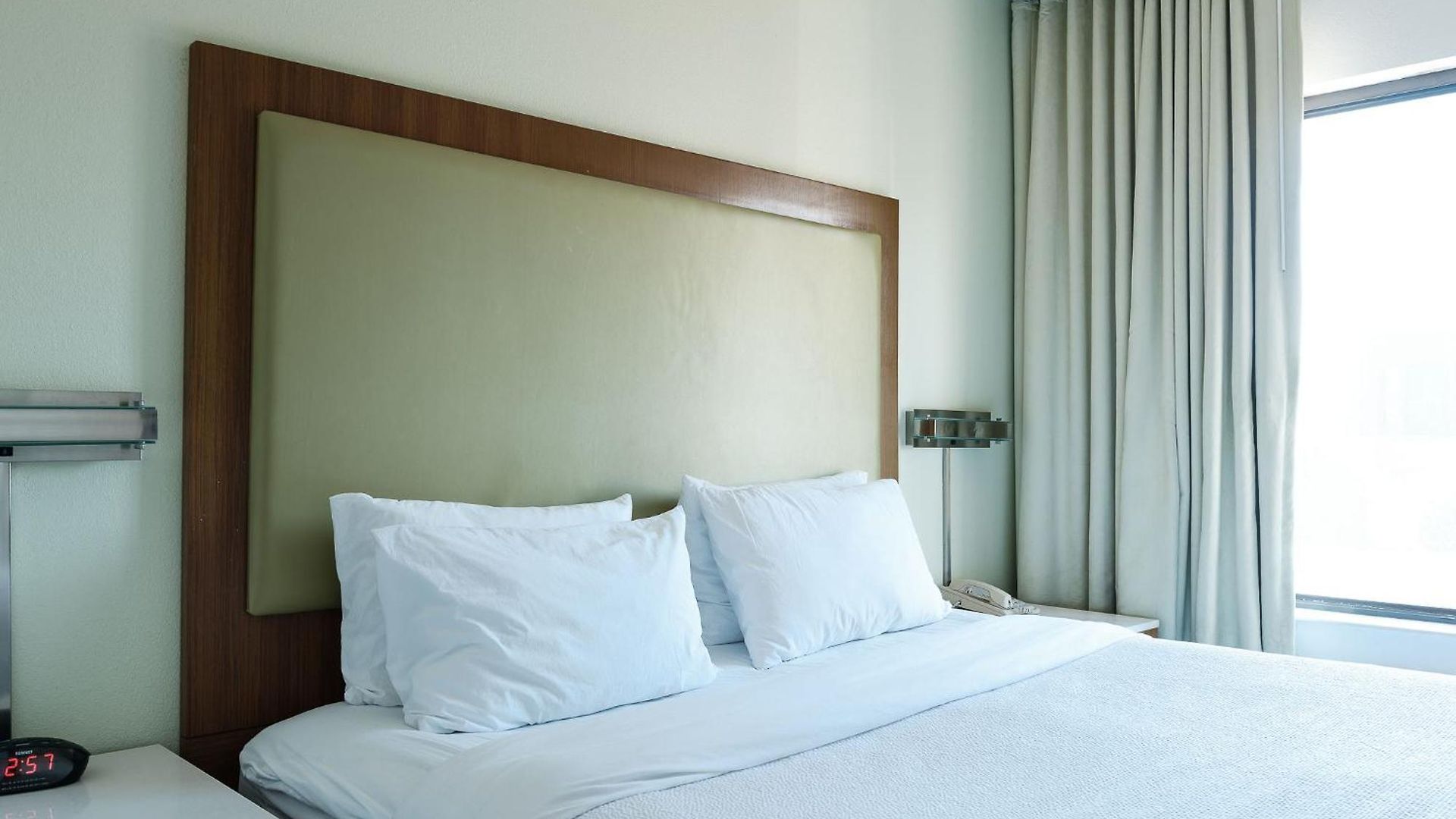 The Beacon Airport By Ihg 3* Charlotte