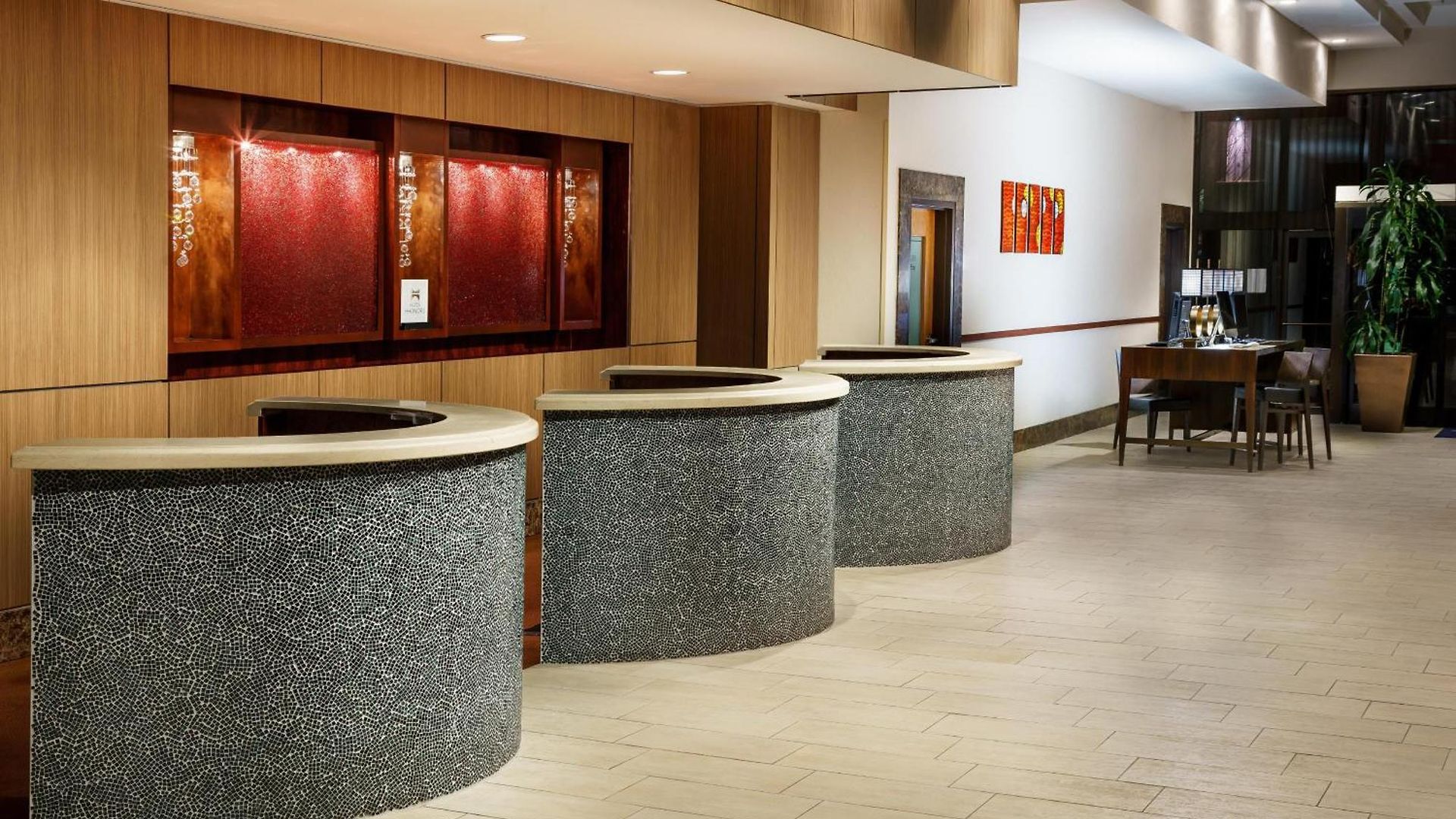 Hotel Hilton Place 3*