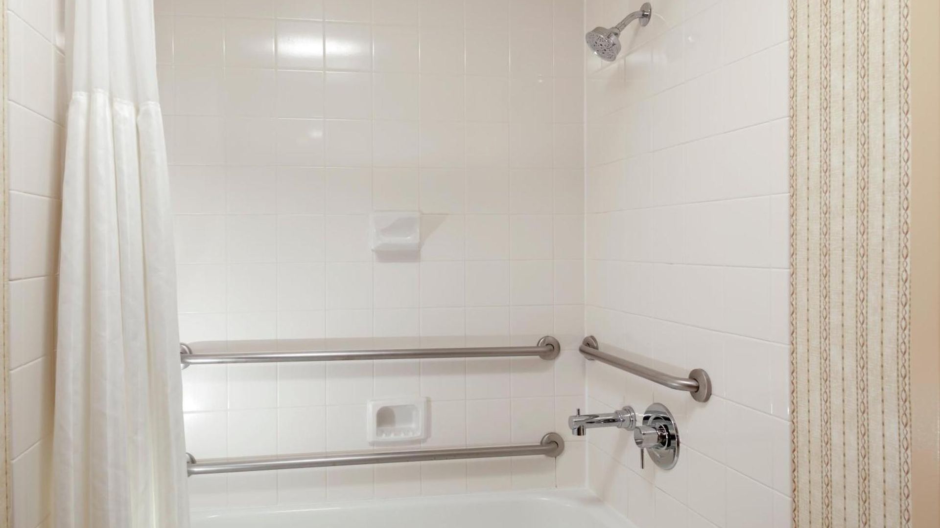 Hilton Garden North 3* Charlotte