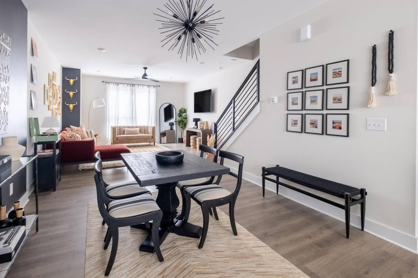 Rooftop King Beds Near Light Rail & Loso Holiday home *