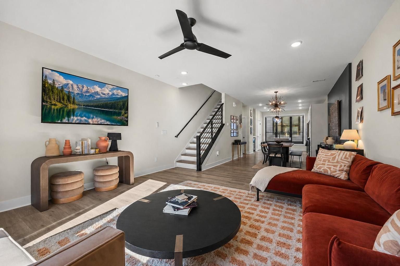 Rooftop King Beds Near Light Rail & Loso Holiday home