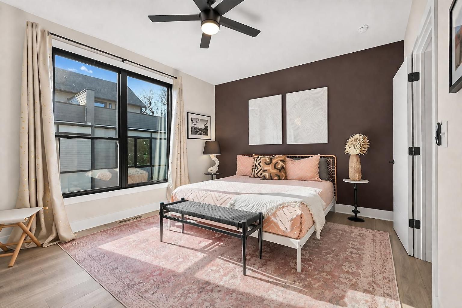 Rooftop King Beds Near Light Rail & Loso Holiday home Charlotte