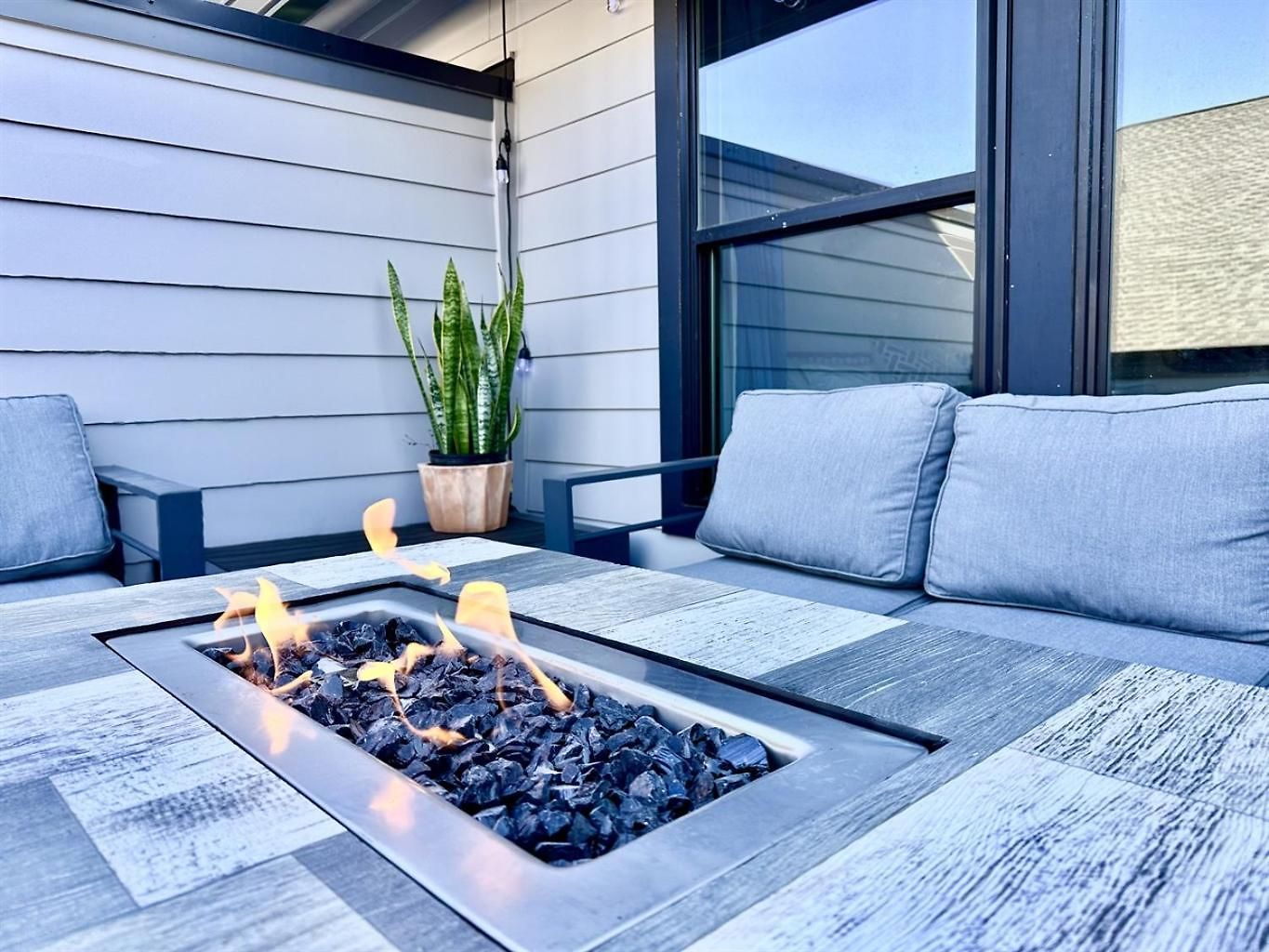 Rooftop King Beds Near Light Rail & Loso * Charlotte