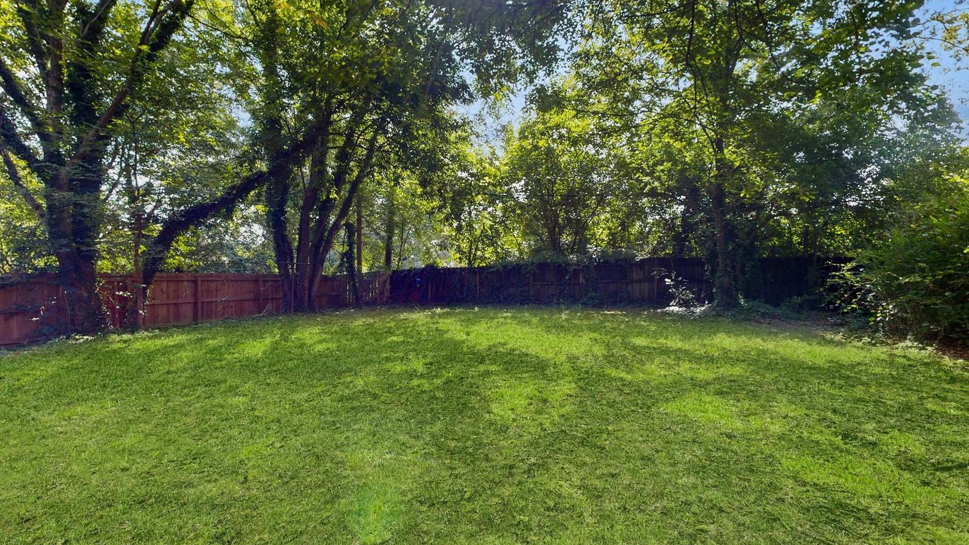 3 Mi To Dtwn Charlotte! Quiet Haven W/ Fenced Yard *