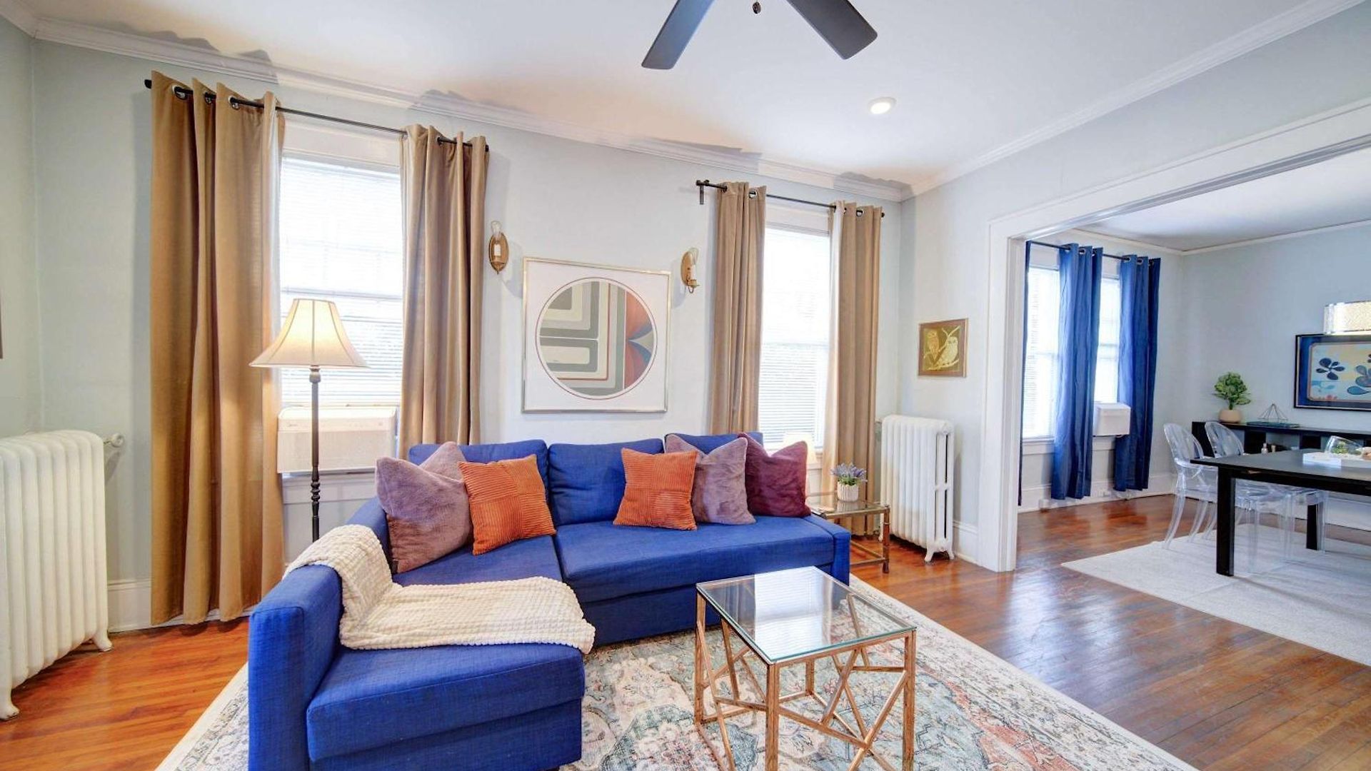 Elegant And Colorful 1br With Covered Porch