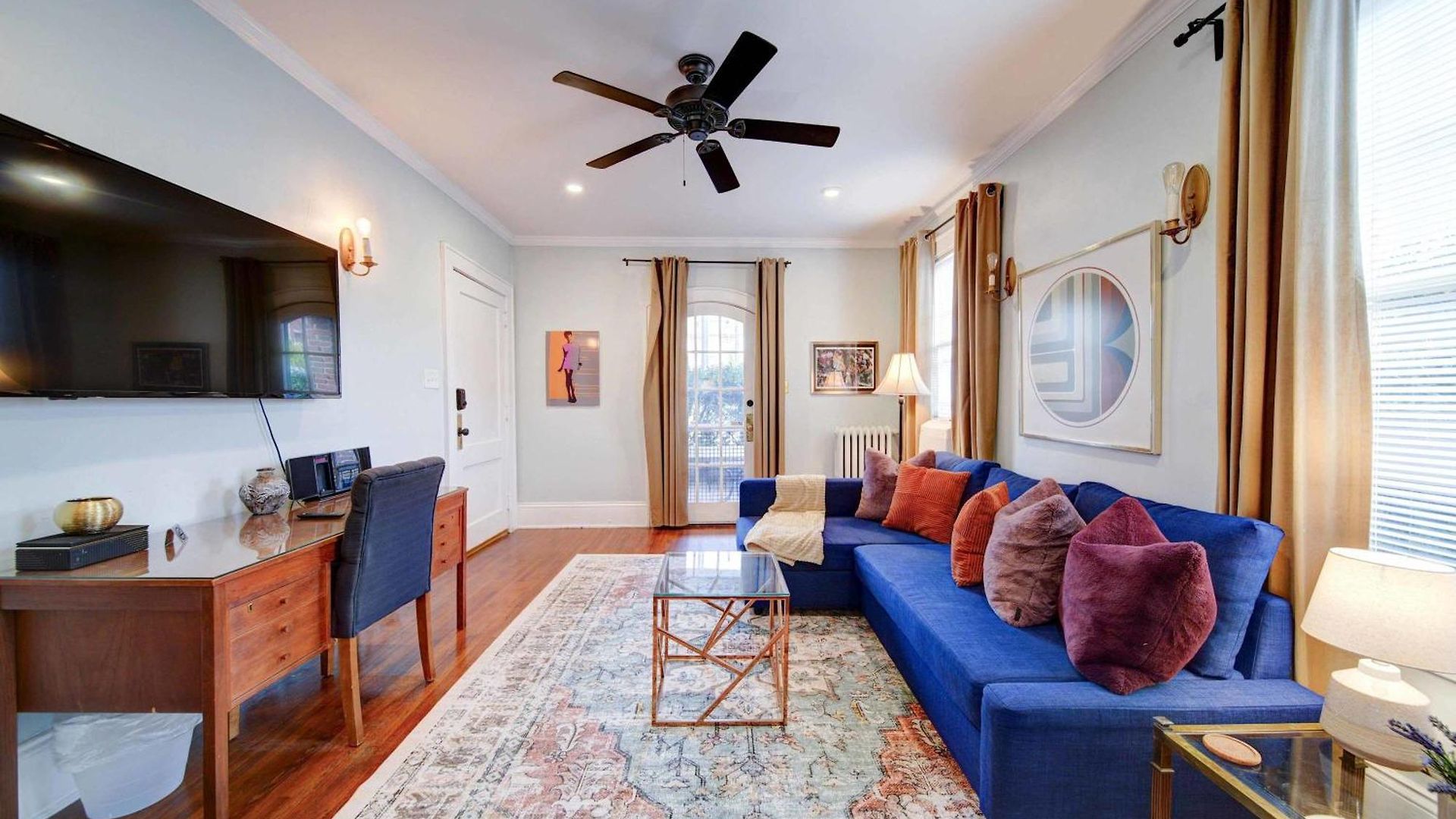 Elegant And Colorful 1br With Covered Porch Charlotte
