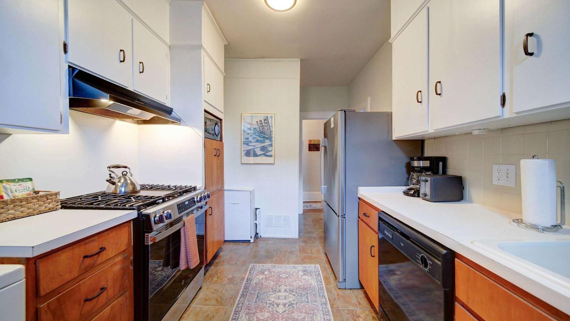 Elegant And Colorful 1br With Covered Porch * Charlotte