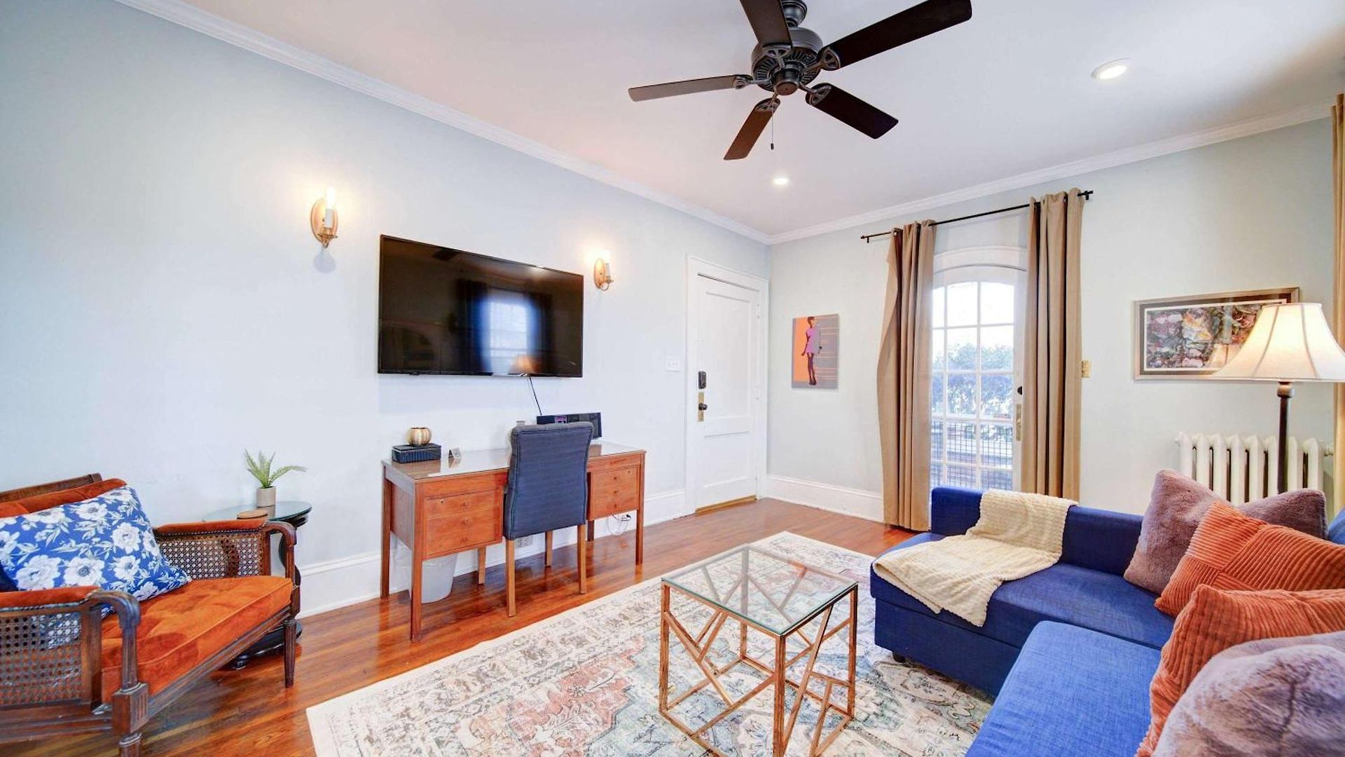 Elegant And Colorful 1br With Covered Porch Holiday home *